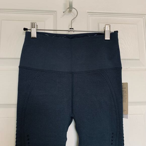 NWT Spiritual Gangster Thea Seamless 7/8 Leggings - Picture 3 of 9